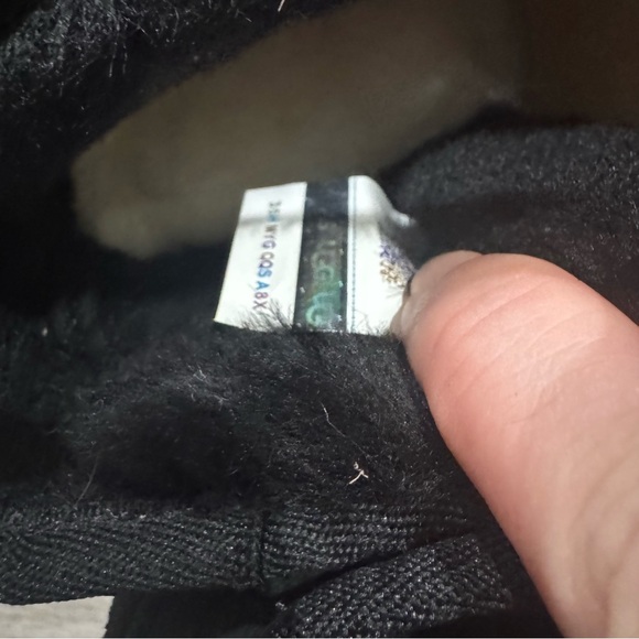 UGG Classic Ultra Mini Black Boots - Picture 4 of 13